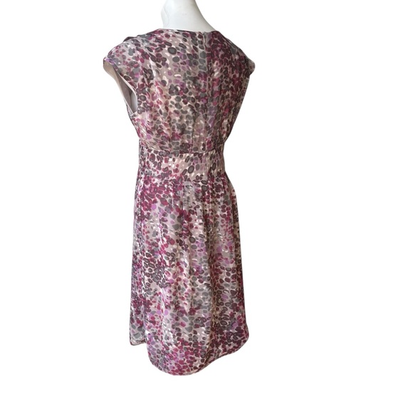 Banana Republic V-Neck Cap Sleeve Smocked Waist Chiffon Dress, Sz 2 - Picture 4 of 15